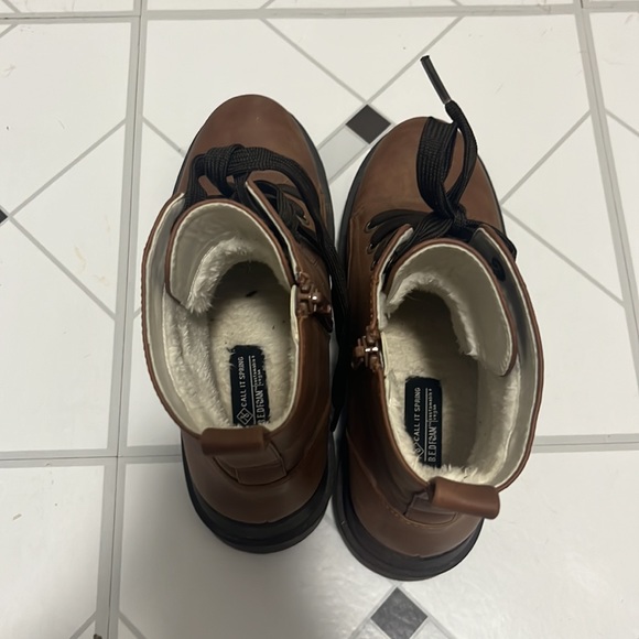 Call it spring faux fur lined platform boots size 7 worn twice - Picture 3 of 6